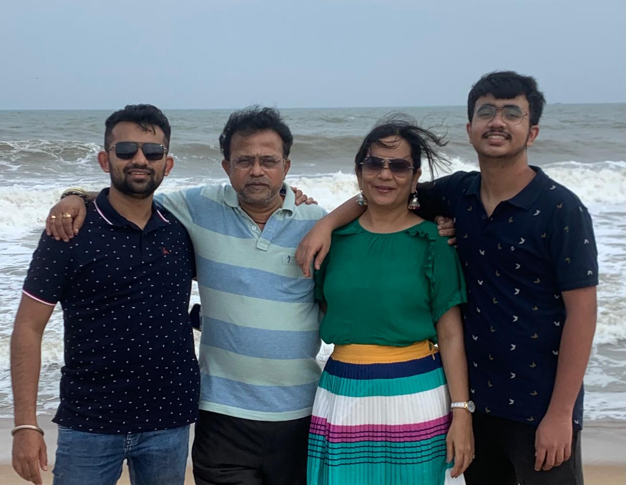 Mr. Deaven Dasture & Family